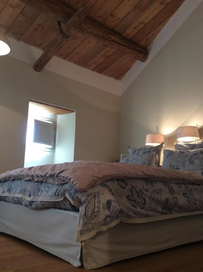 Bed and Breakfast Le Moulin Des Pinchinats Aix-en-Provence Zewnętrze zdjęcie